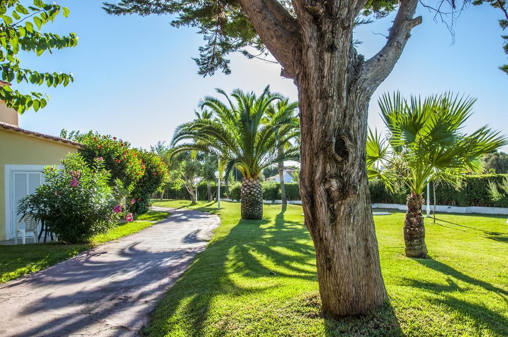 Marinda Garden Aparthotel Кала'н Бош Екстериор снимка
