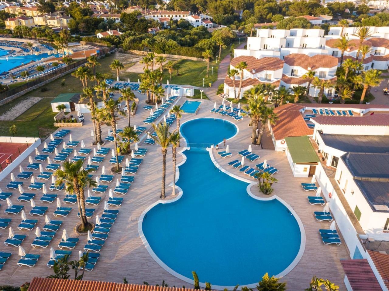 Marinda Garden Aparthotel Кала'н Бош Екстериор снимка